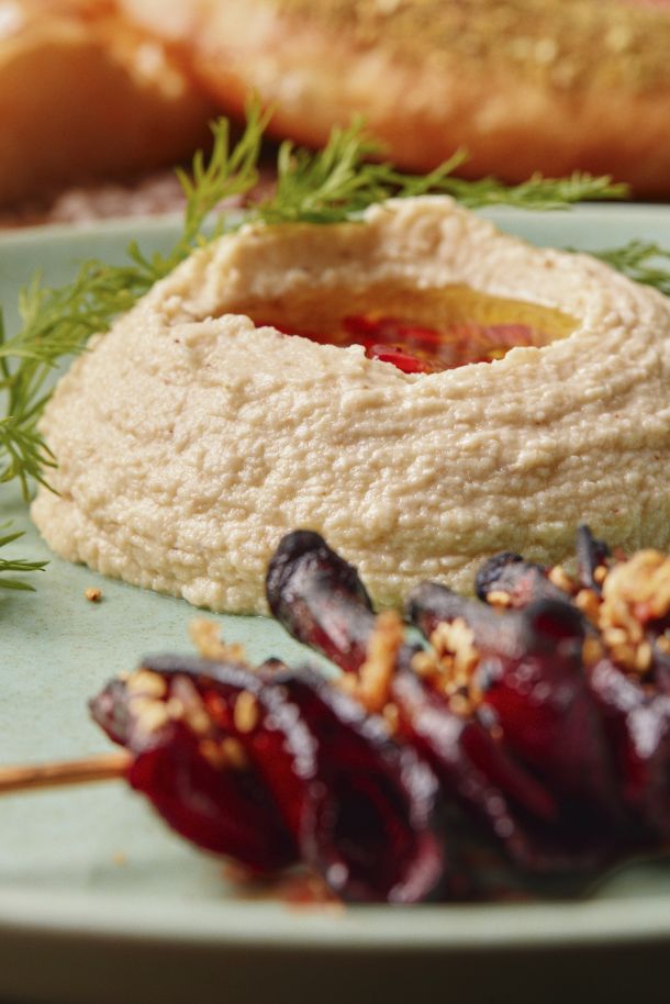 beet and bloom manto